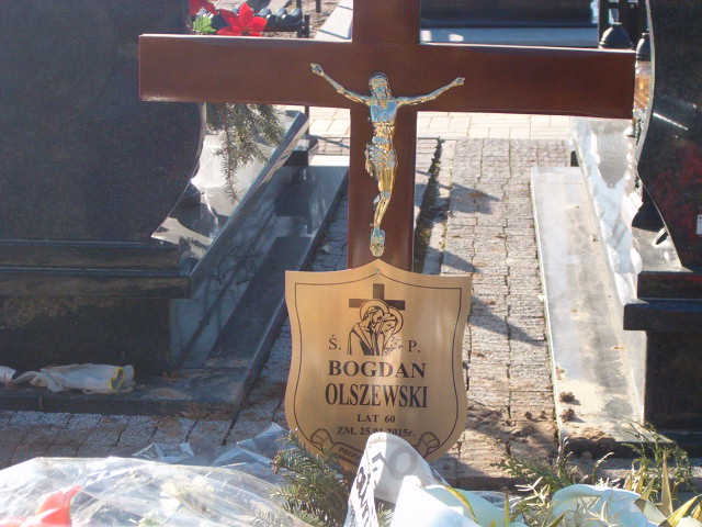 Bogdan Emil Olszewski 1954 Głubczyce - Grobonet - Wyszukiwarka osób pochowanych